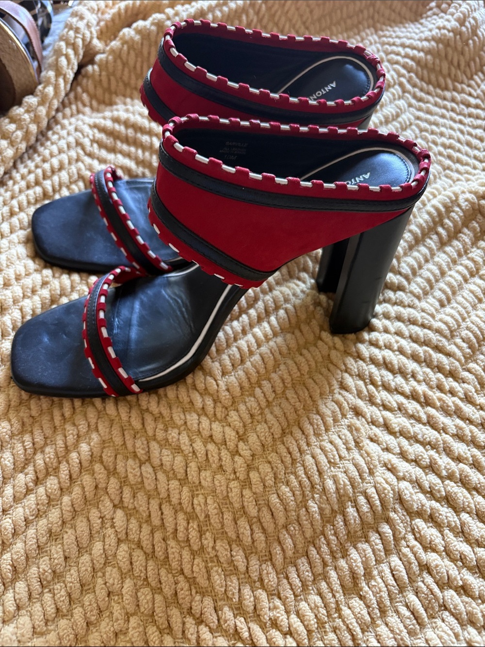 ANTONIO MELANI Red and Black Block Heel Slide Sandals with Contrast Trim